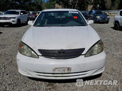 Piąte zdjęcie samochodu w środku: 2003 TOYOTA CAMRY LE VIN:4T1BE32KX3U173480 - miniatura