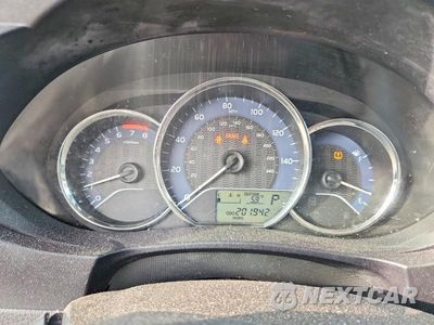 Zdjęcie 9 z 12 samochodu: 2014 TOYOTA COROLLA LE VIN:5YFBURHE2EP088905 - miniatura