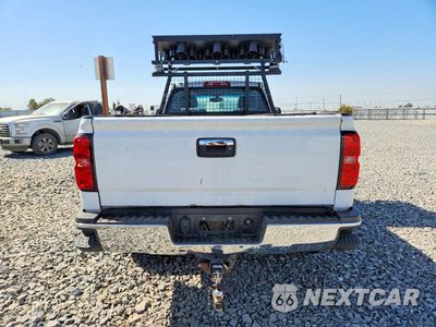 Zdjęcie 6 z 12 samochodu: 2016 CHEVROLET SILVERADO C2500 HEAVY DUTY VIN:1GC0CUEG0GZ371072 - miniatura