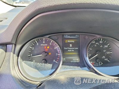 Zdjęcie 9 z 12 samochodu: 2017 NISSAN ROGUE SV VIN:KNMAT2MVXHP575836 - miniatura
