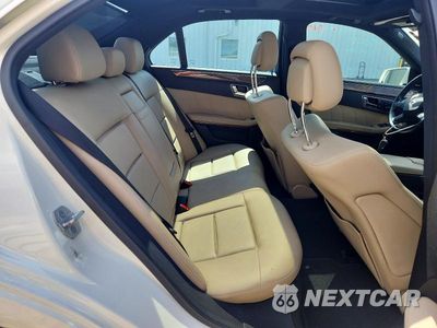 Zdjęcie 10 z 13 samochodu: 2010 MERCEDES-BENZ E 350 VIN:WDDHF5GB8AA227637 - miniatura