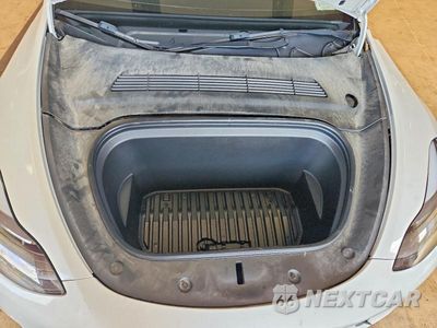 Zdjęcie 11 z 12 samochodu: 2023 TESLA MODEL Y VIN:7SAYGAEE5PF808402 - miniatura
