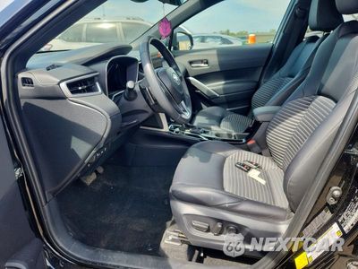 Zdjęcie 7 z 13 samochodu: 2024 TOYOTA COROLLA CROSS HYBRID XSE VIN:7MUFBABG7RV050124 - miniatura