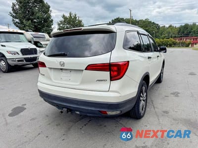 Trzecie zdjęcie samochodu z tyłu: 2018 HONDA PILOT EXL VIN:5FNYF6H52JB041110 - miniatura