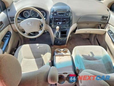 Zdjęcie 8 z 12 samochodu: 2005 TOYOTA SIENNA CE 7 PASSENGER VIN:5TDZA23C05S243527 - miniatura
