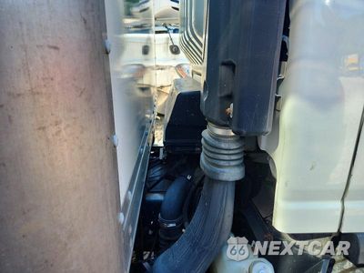 Zdjęcie 11 z 14 samochodu: 2019 ISUZU NPR HD BOX TRUCK VIN:54DC4W1B4KS803496 - miniatura