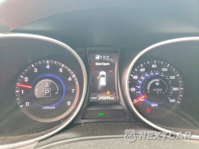 Zdjęcie 9 z 12 samochodu: 2014 HYUNDAI SANTA FE GLS VIN:KM8SN4HF4EU080019 - miniatura