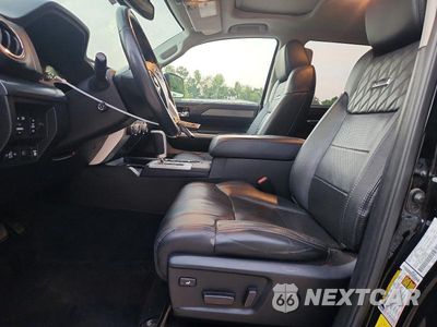 Zdjęcie 7 z 13 samochodu: 2021 TOYOTA TUNDRA PLATINUM VIN:5TFAY5F12MX996182 - miniatura