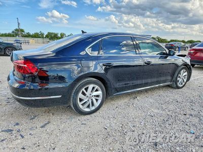 Trzecie zdjęcie samochodu z tyłu: 2018 VOLKSWAGEN PASSAT SE VIN:1VWBA7A38JC023059 - miniatura
