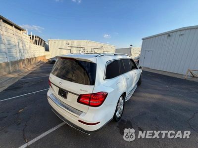Czwarte zdjęcie samochodu z boku: 2017 MERCEDES-BENZ GLS 450 4MATIC VIN:4JGDF6EE0HA798234 - miniatura