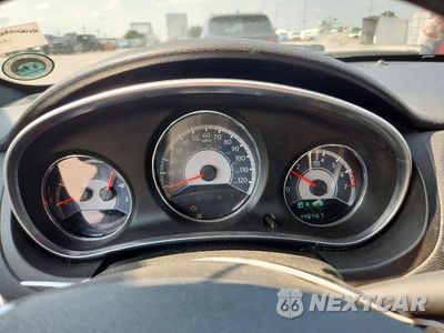 Zdjęcie 9 z 12 samochodu: 2011 CHRYSLER 200 TOURING VIN:1C3BC1FG4BN615977 - miniatura
