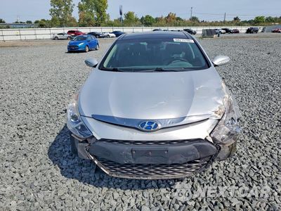 Piąte zdjęcie samochodu w środku: 2013 HYUNDAI SONATA HYBRID VIN:KMHEC4A47DA050511 - miniatura