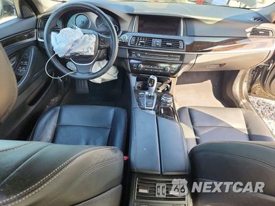 Zdjęcie 8 z 12 samochodu: 2015 BMW 528 XI VIN:WBA5A7C50FG142932 - miniatura