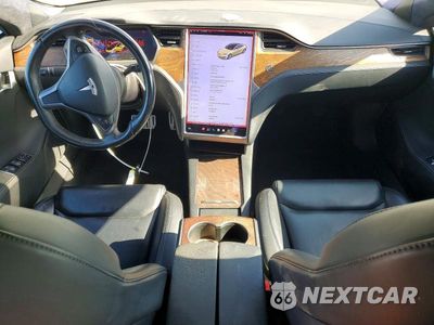 Zdjęcie 8 z 13 samochodu: 2020 TESLA MODEL S VIN:5YJSA1E43LF364975 - miniatura