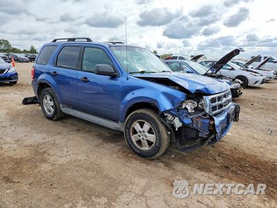 Czwarte zdjęcie samochodu z boku: 2010 FORD ESCAPE XLT VIN:1FMCU9DG5AKB10279 - miniatura