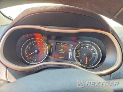 Zdjęcie 9 z 13 samochodu: 2018 JEEP CHEROKEE LATITUDE VIN:1C4PJLCB2JD539711 - miniatura