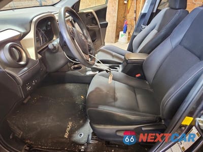Zdjęcie 7 z 13 samochodu: 2013 TOYOTA RAV4 XLE VIN:JTMRFREVXD5002426 - miniatura
