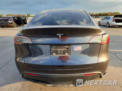 Zdjęcie 6 z 13 samochodu: 2025 TESLA MODEL Y VIN:7SAYGDED3SA365312 - miniatura