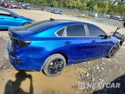 Trzecie zdjęcie samochodu z tyłu: 2020 KIA FORTE GT LINE VIN:3KPF34ADXLE158416 - miniatura