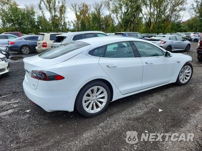 Trzecie zdjęcie samochodu z tyłu: 2016 TESLA MODEL S VIN:5YJSA1E25GF160912 - miniatura
