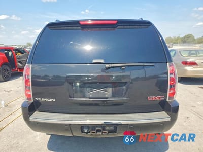 Zdjęcie 6 z 12 samochodu: 2013 GMC YUKON DENALI VIN:1GKS2EEF4DR141480 - miniatura