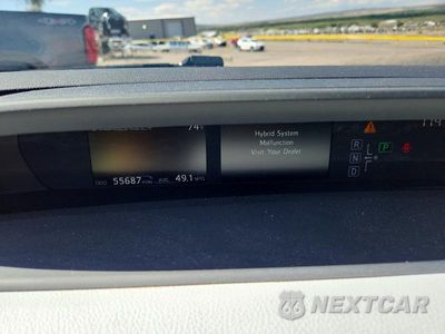 Zdjęcie 9 z 12 samochodu: 2018 TOYOTA PRIUS TWO VIN:JTDKBRFUXJ3063544 - miniatura