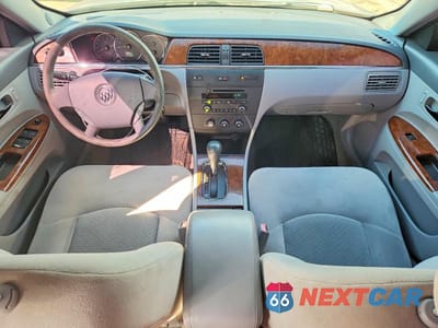 Zdjęcie 8 z 12 samochodu: 2006 BUICK LACROSSE CX VIN:2G4WC582761222046 - miniatura