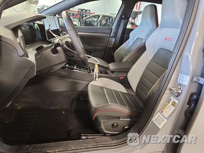 Zdjęcie 7 z 13 samochodu: 2025 VOLKSWAGEN GTI AUTOBAHN VIN:WVWVA7CD9SW260892 - miniatura