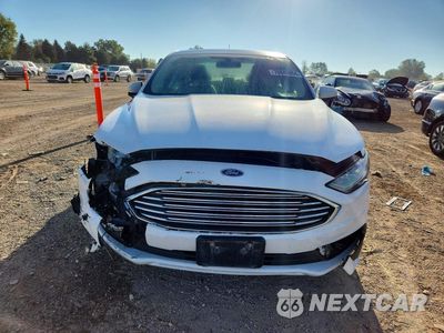 Piąte zdjęcie samochodu w środku: 2017 FORD FUSION SE VIN:3FA6P0HDXHR333627 - miniatura