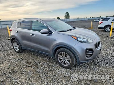 Czwarte zdjęcie samochodu z boku: 2018 KIA SPORTAGE LX VIN:KNDPMCAC0J7352792 - miniatura
