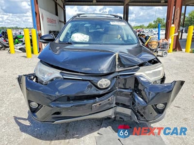 Piąte zdjęcie samochodu w środku: 2017 TOYOTA RAV4 LIMITED VIN:2T3DFREV4HW633990 - miniatura