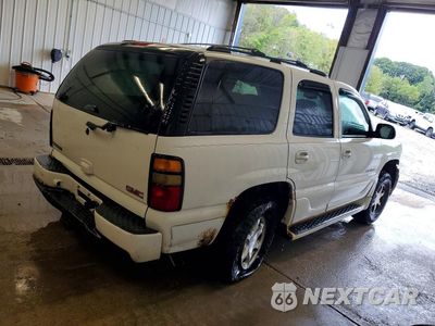 Trzecie zdjęcie samochodu z tyłu: 2005 GMC YUKON DENALI VIN:1GKEK63U05J263662 - miniatura