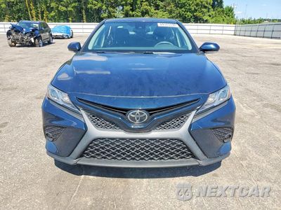 Piąte zdjęcie samochodu w środku: 2020 TOYOTA CAMRY SE VIN:4T1J11AK0LU393269 - miniatura