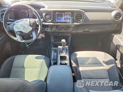 Zdjęcie 8 z 12 samochodu: 2020 TOYOTA TACOMA TRD OFF-ROAD VIN:5TFCZ5AN7LX215946 - miniatura