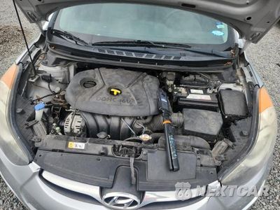 Zdjęcie 11 z 12 samochodu: 2013 HYUNDAI ELANTRA GLS VIN:5NPDH4AE1DH309576 - miniatura