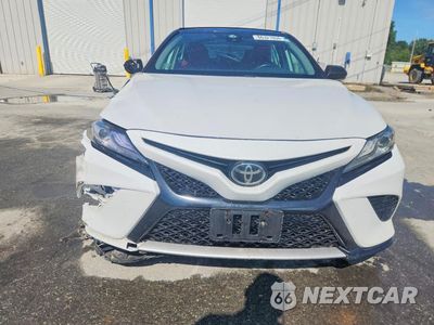 Piąte zdjęcie samochodu w środku: 2019 TOYOTA CAMRY XSE VIN:4T1B61HK9KU277692 - miniatura