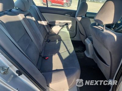 Zdjęcie 10 z 13 samochodu: 2011 HONDA ACCORD LX VIN:1HGCP2F32BA046367 - miniatura