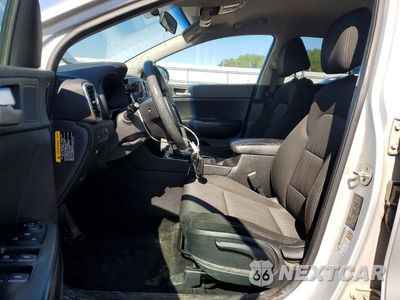 Zdjęcie 7 z 14 samochodu: 2017 KIA SPORTAGE LX VIN:KNDPMCAC8H7111265 - miniatura