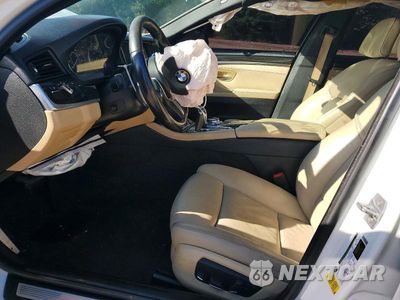 Zdjęcie 7 z 12 samochodu: 2016 BMW 528 I VIN:WBA5A5C55GD528656 - miniatura