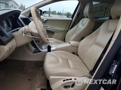 Zdjęcie 7 z 12 samochodu: 2011 VOLVO XC60 T6 VIN:YV4902DZ1B2184543 - miniatura