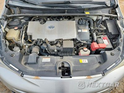 Zdjęcie 11 z 13 samochodu: 2016 TOYOTA PRIUS TWO VIN:JTDKBRFU2G3014623 - miniatura