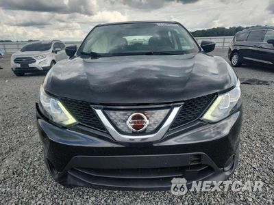 Piąte zdjęcie samochodu w środku: 2018 NISSAN ROGUE SPORT S VIN:JN1BJ1CP3JW163635 - miniatura