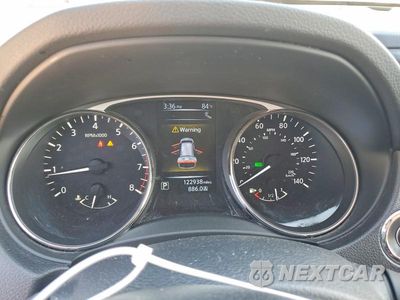 Zdjęcie 9 z 13 samochodu: 2016 NISSAN ROGUE SV VIN:KNMAT2MT2GP685714 - miniatura