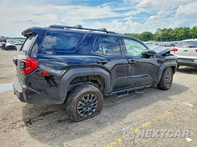 Trzecie zdjęcie samochodu z tyłu: 2025 TOYOTA 4RUNNER SR5 VIN:JTEVA5BR6S5073788 - miniatura