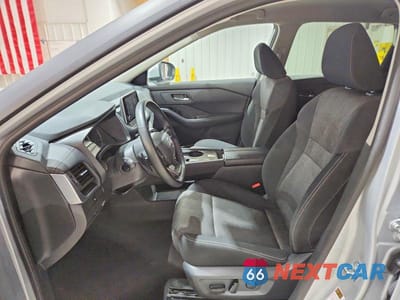 Zdjęcie 7 z 13 samochodu: 2025 NISSAN ROGUE SV VIN:5N1BT3BA6SC837971 - miniatura