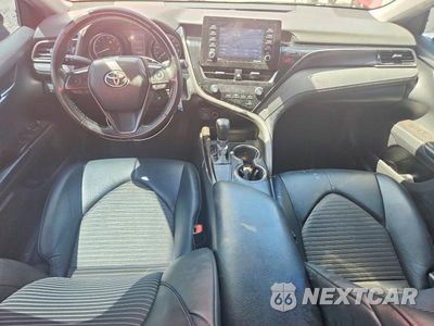 Zdjęcie 8 z 12 samochodu: 2021 TOYOTA CAMRY SE VIN:4T1G11AK0MU409658 - miniatura