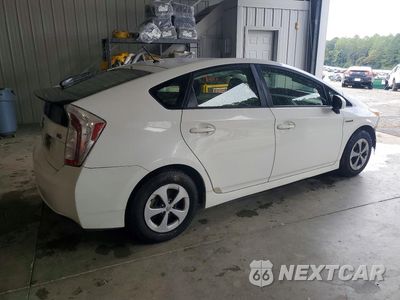 Trzecie zdjęcie samochodu z tyłu: 2015 TOYOTA PRIUS TWO VIN:JTDKN3DU2F1953126 - miniatura