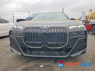 Piąte zdjęcie samochodu w środku: 2024 BMW 740 I VIN:WBA23EH00RCT04472 - miniatura