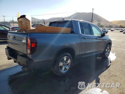 Trzecie zdjęcie samochodu z tyłu: 2025 HONDA RIDGELINE RTL VIN:5FPYK3F52SB036575 - miniatura