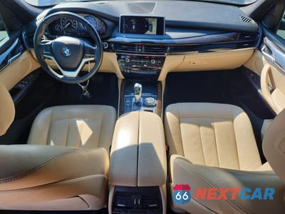 Zdjęcie 8 z 13 samochodu: 2017 BMW X5 SDRIVE35I VIN:5UXKR2C32H0X03917 - miniatura